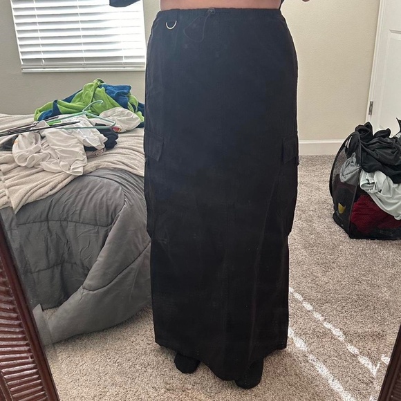 Bershka Black Cargo Skirt - Picture 1 of 2